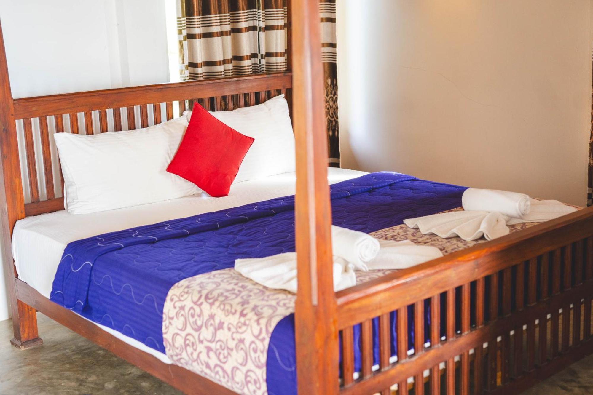 Harmony Beach Resort Tangalle Exterior foto